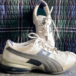 Puma Sneakers